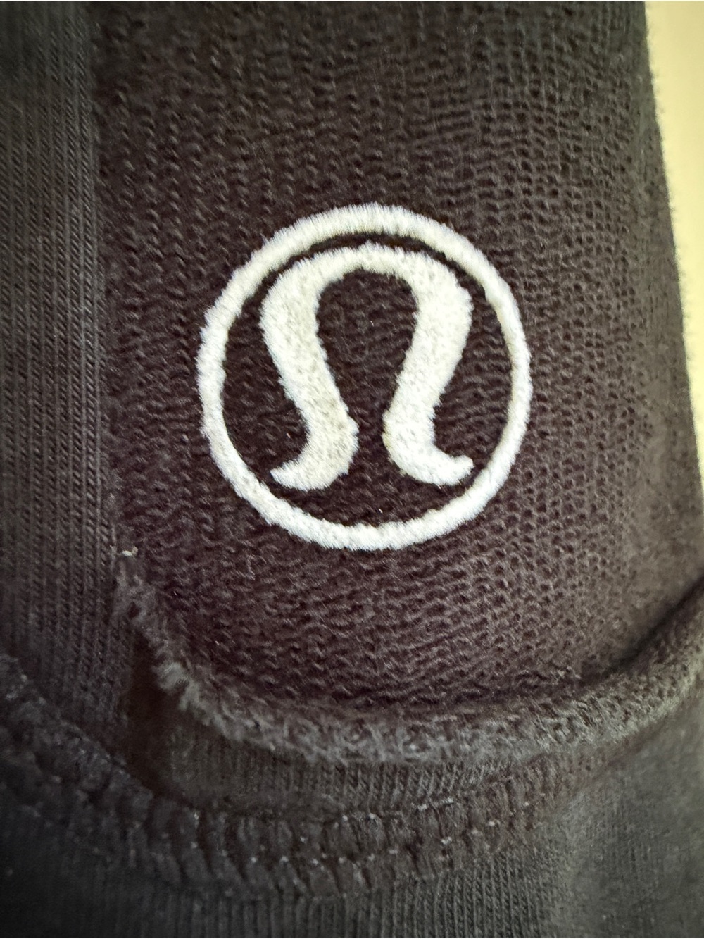 lululemon athletica woman’s Black and white Full-Zip Sweatshirt - Picture 3 of 4